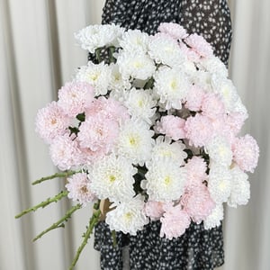 Porzellan-Duett-Blumenstrauß