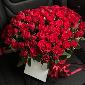 Flower box '100 red roses'