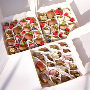 Chocolate Dipped Fruit Collectio