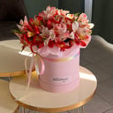 Hat box with flowers 'Box 02'