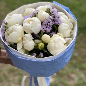 Bouquet 'White peonies'