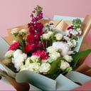 Bouquet 'Red on white'