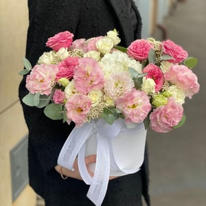 Blumenbox 'Komposition mit Pfingstrosen'