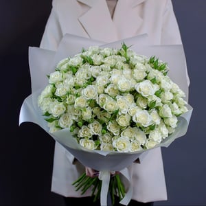 Grand bouquet de 31 roses blanches de jardin