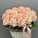 Flower basket 'Basket of 17 French roses'