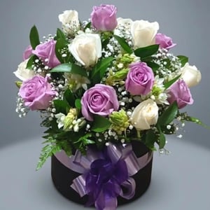 Box of 24 lilac and white roses