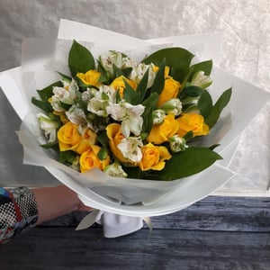 Bouquet 'Alstroemeria with roses'