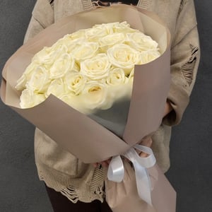Bouquet '25 white Kenyan roses'