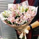 Bouquet of alstroemerias "Time of tenderness"