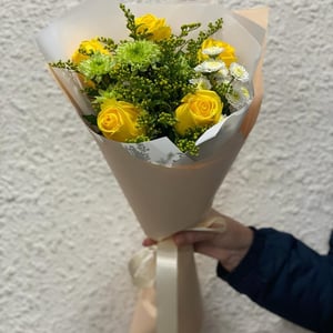 Ramo 'Toque amarillo'