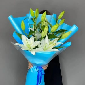 Bouquet of 3 Lilies