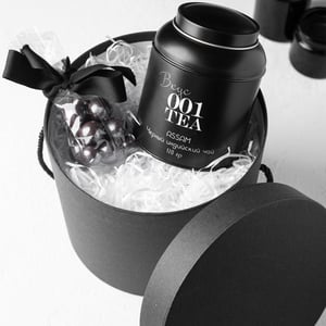 Gift set of tea and sweets