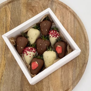 Strawberries in chocolate "Boston" 9 berries