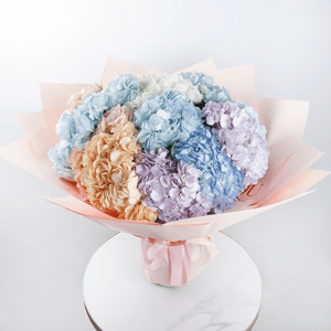 Bouquet 'Explosion de couleurs des hortensias'