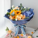 Bouquet with sunflower and hydrangea