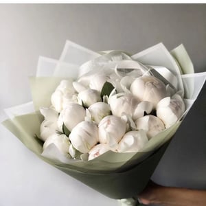 Mono-peonies bouquet “Dushes” M