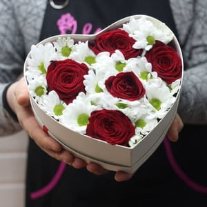 Composition in the shape of a heart