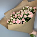 Ramo de 11 rosas arbustivas