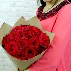 Monobouquet of 15 red roses