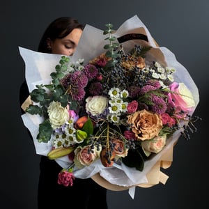 Bouquet 'Nine: The Hermit — Tarot Collection'