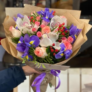 Bouquet 'Brightness and tenderness'