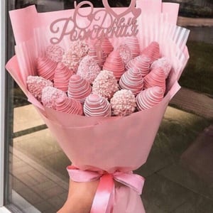 Erdbeerstrauß "Rosa Nebel"