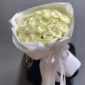 Bouquet '25 White Roses'