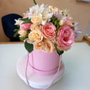 Hat box with flowers 'Composition "Romantic"'