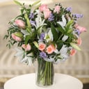 Holiday Spirit: Lilies and Roses