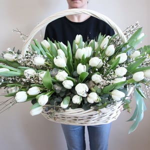 Blumenkorb 'Frühling in der Seele'