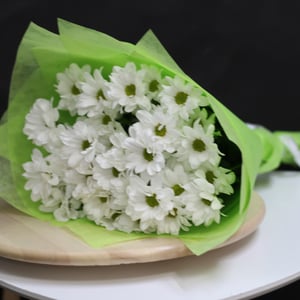Bouquet of chamomile chrysanthemums