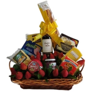 Cheese platter with strawberries