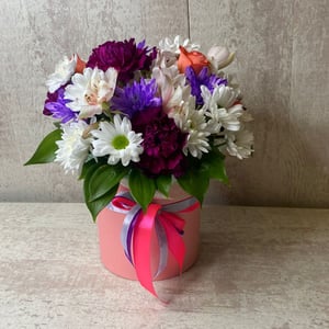 Blumenstrauß 'Komposition in einer Schachtel'