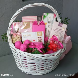Подарочная корзина "Цвет Венеры"