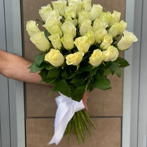 Blumenstrauß '33 Rosen'