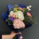 Blumenstrauß 'Azurblaues Flüstern'