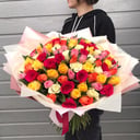 Ramo '101 mezcla de rosas'