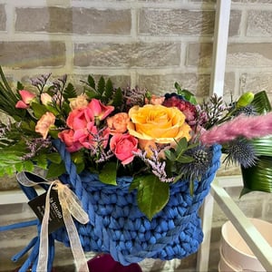 Flower basket 'Fiore Borsa Blu'