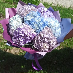 Bouquet 'Cloud of hydrangeas'