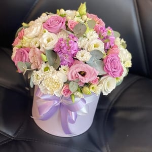 Blumenbox 'Komposition mit Eustoma'