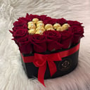 Una caja en forma de corazón — símbolo de amor y ternura