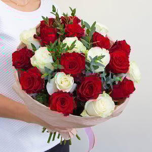 Bouquet '21 premium rose with eucalyptus'