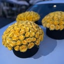 Flower box '303 Yellow Roses'