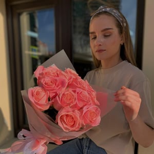 Blumenstrauß '11 rosa Rosen Ecuador'