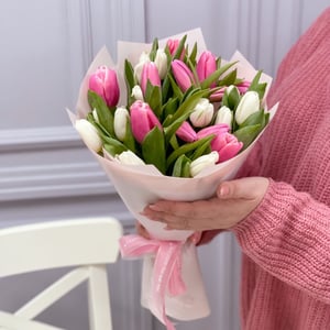 Bouquet of 21 tulips