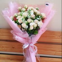 Bouquet of white spray roses