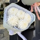 Bouquet of white chrysanthemums