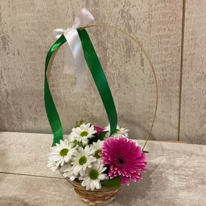 Flower basket 'Basket with chrysanthemum'
