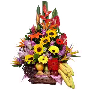 Arreglo de flores exóticas con frutas