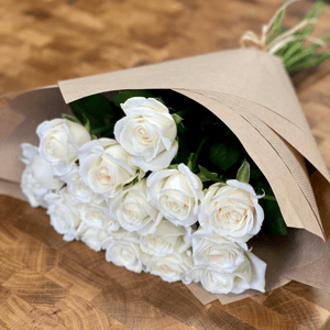 Bouquet of 17 white roses